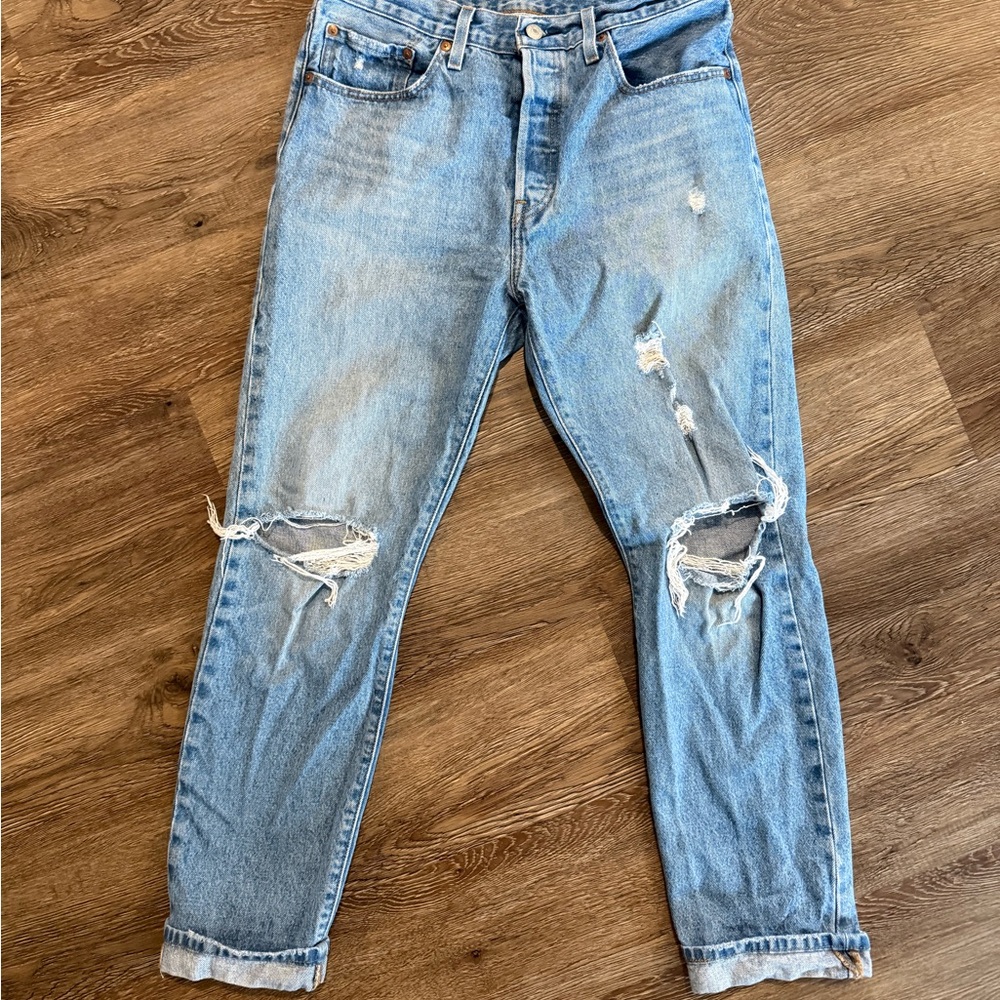 Levi's Light Blue Distressed Women Jeans die 30/30